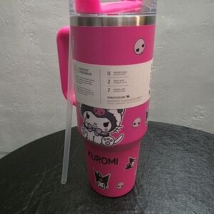 Stanley x Kuromi Quencher H2.0 Tumbler 40oz Pink NWT Sanrio